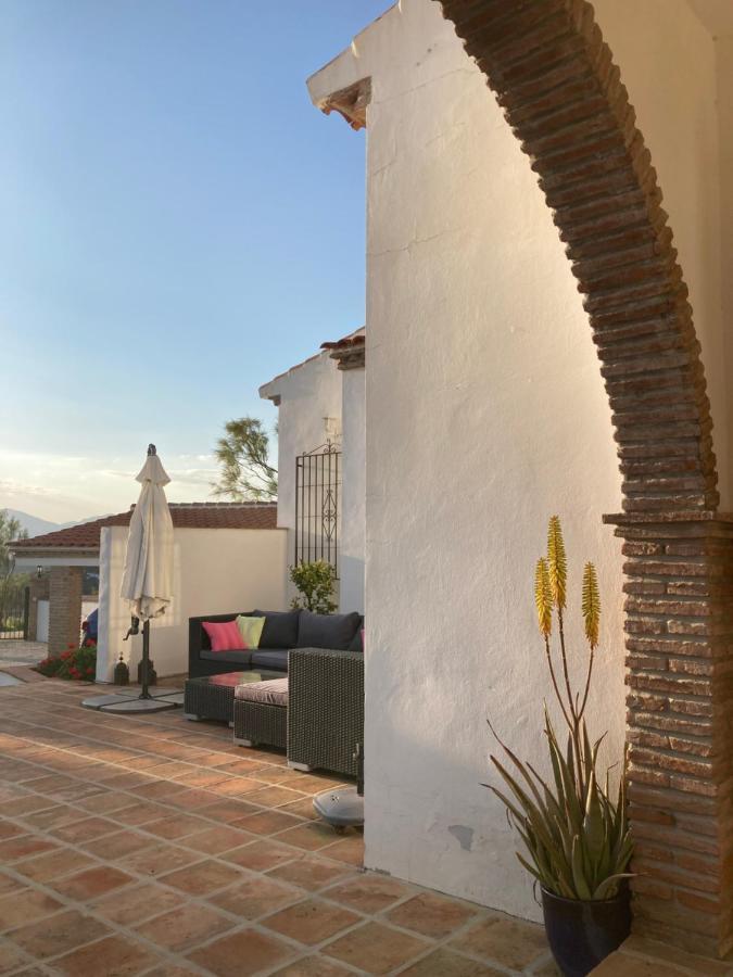 Casa Soleada Holiday Fully Private Villa Canillas de Aceituno المظهر الخارجي الصورة